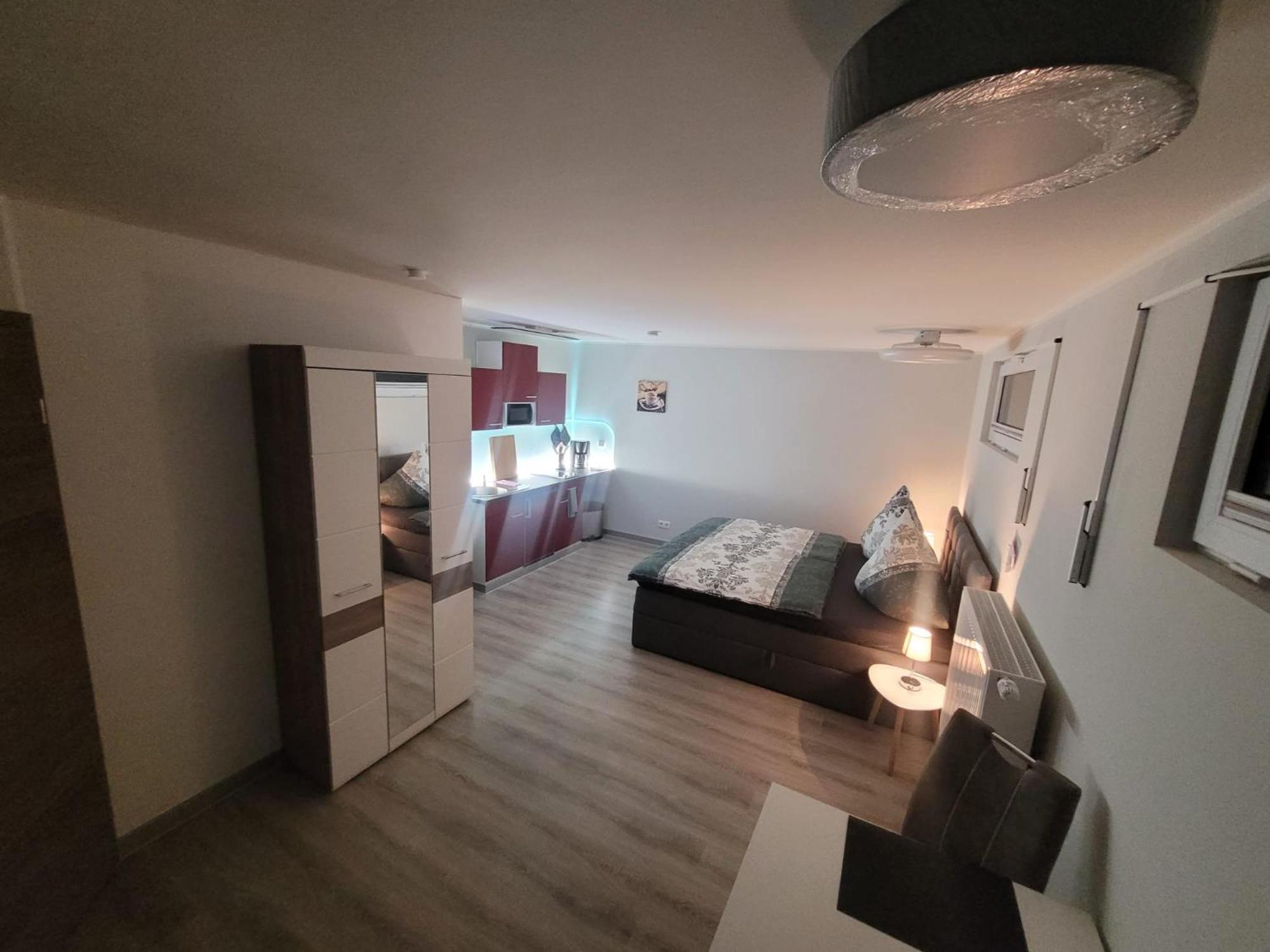 Ferienwohnung Oder Studio Dresden-Neustadt Inkl Parkplatz Mit Balkon Oder Terrasse Ngoại thất bức ảnh