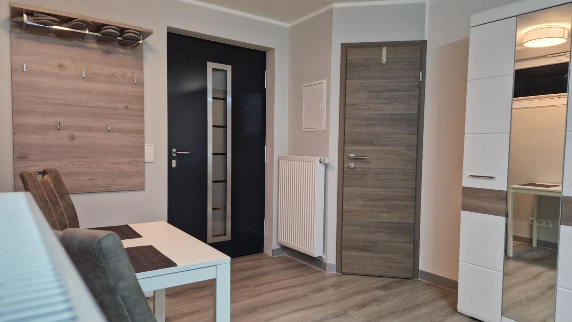 Ferienwohnung Oder Studio Dresden-Neustadt Inkl Parkplatz Mit Balkon Oder Terrasse Phòng bức ảnh